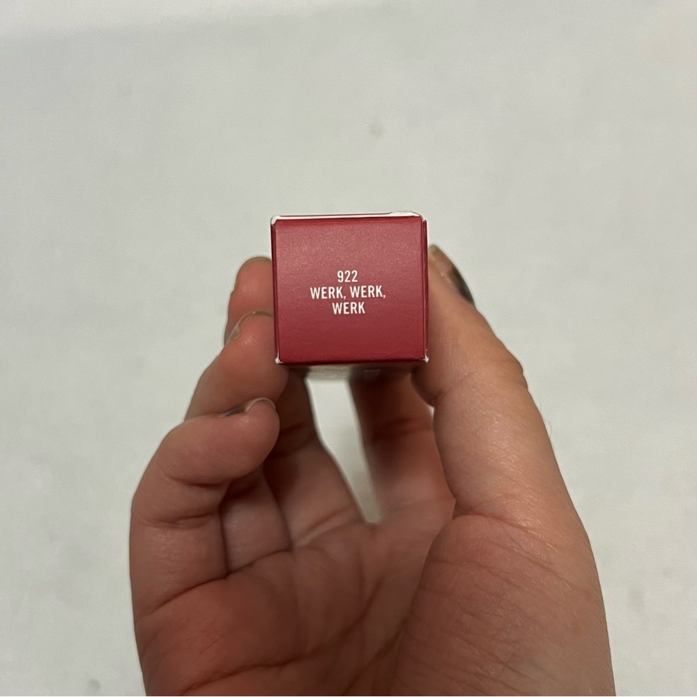 mac powder kiss lipstick 922 werk werk werk Jan sale - Picture 10 of 13